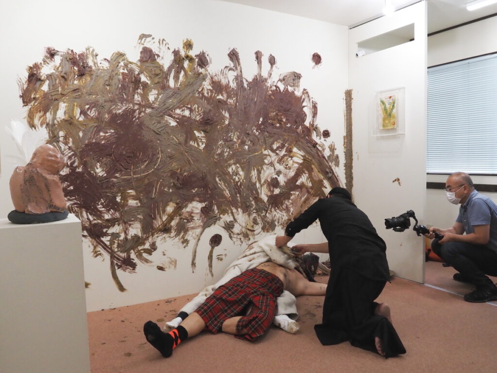 特別企画 アドリアン・リース展「Earth drawings and fire works」(土による絵画、そして窯の作品)の画像