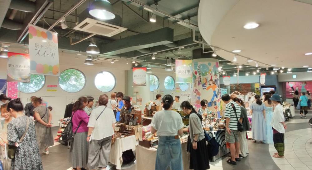 関内駅チカアート市9月の画像