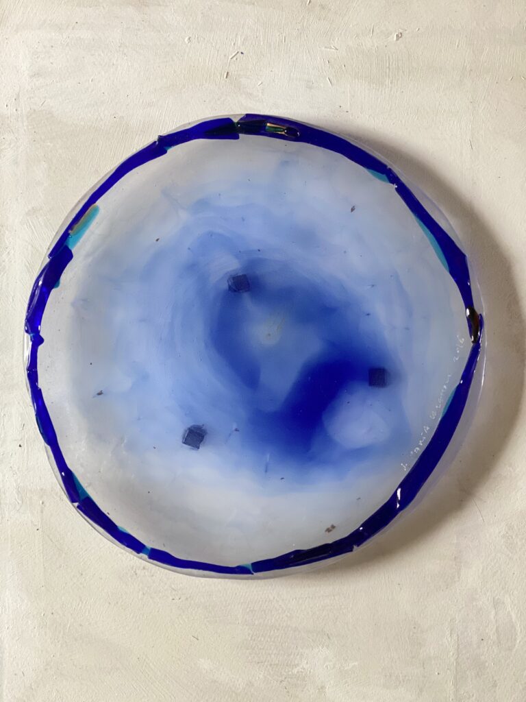 現代イタリア美術と日本文化の出会い「BLU+BLU (青+青)」展の画像
