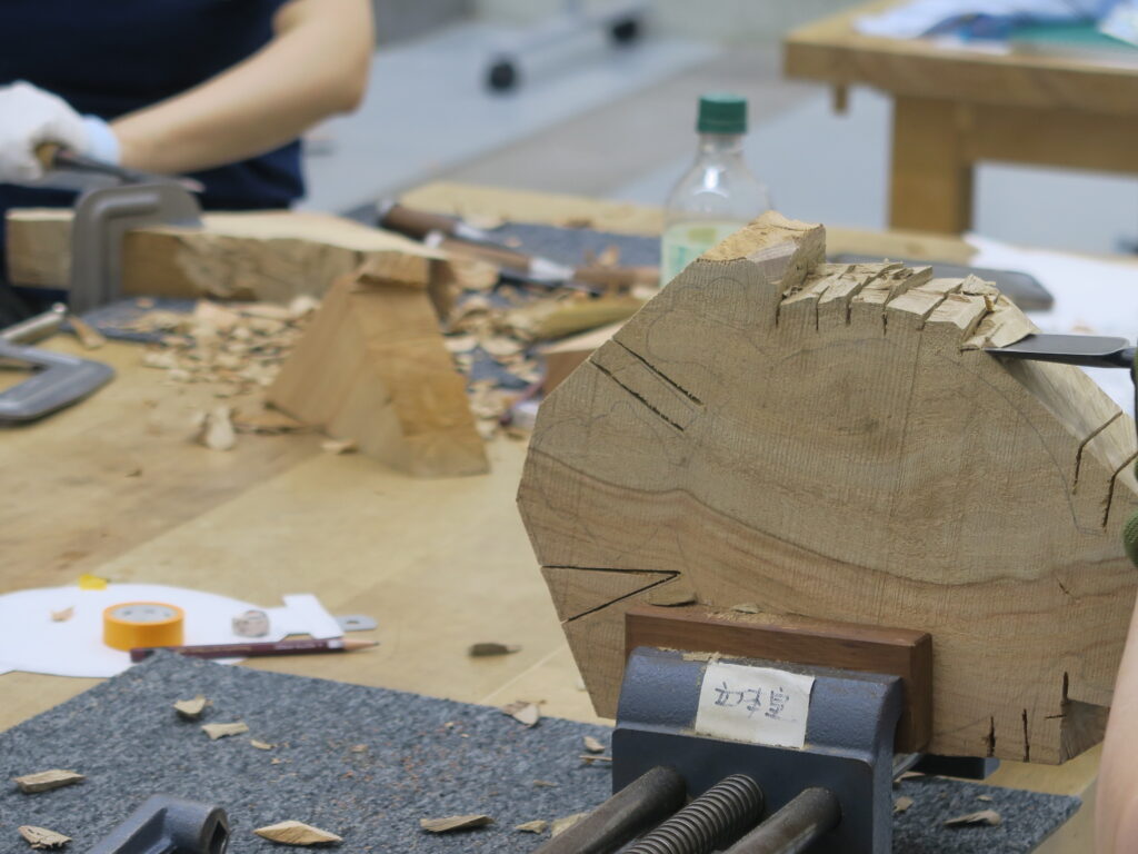 オープンスタジオ立体室　木彫（A・Bコース）の画像