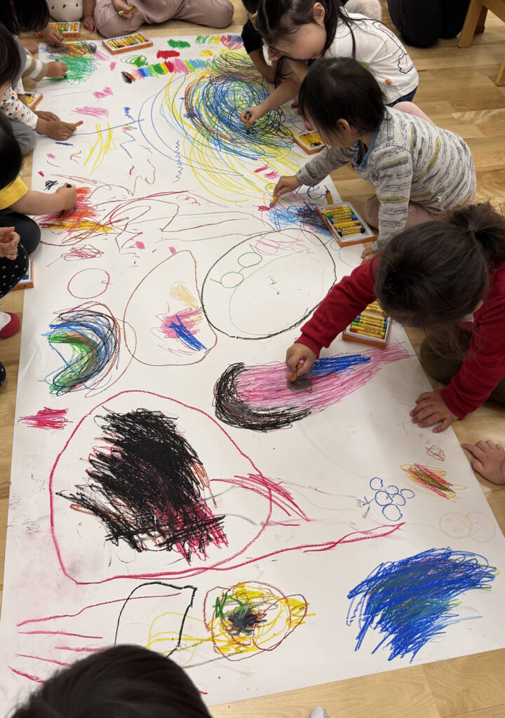 【募集】子どものためのプログラム　親子であそぼう！　えがくにつながる点・線・かたちの画像