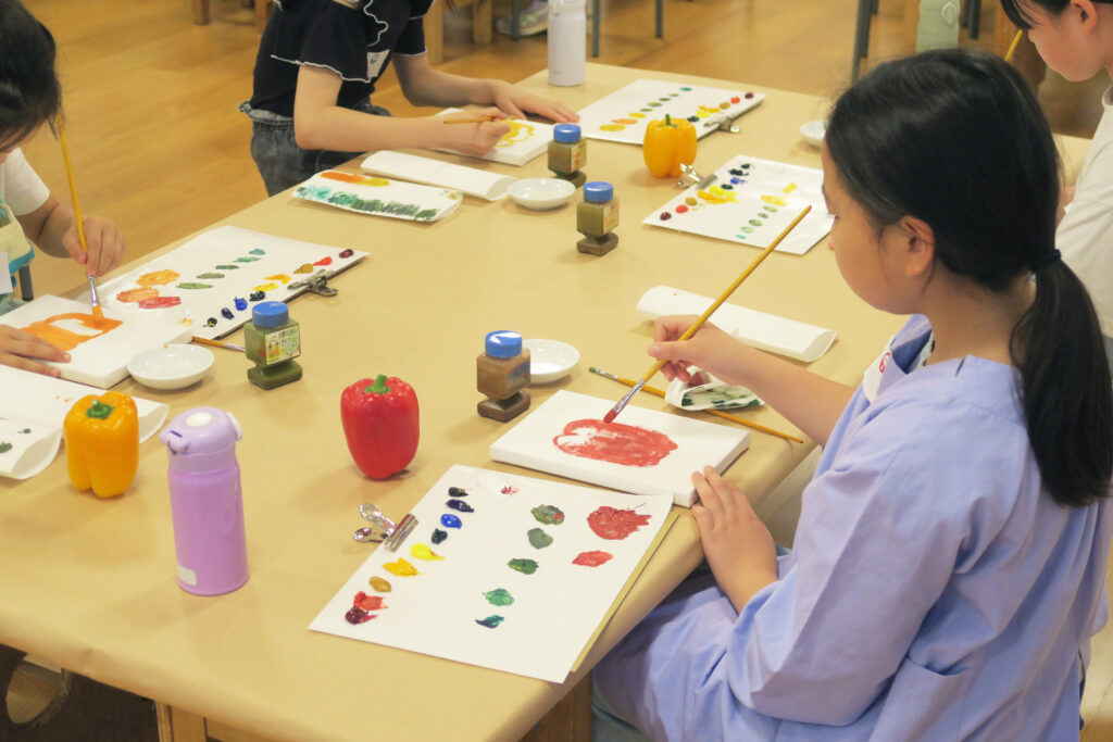 ハマキッズ・アートクラブ「油絵に挑戦！」の画像