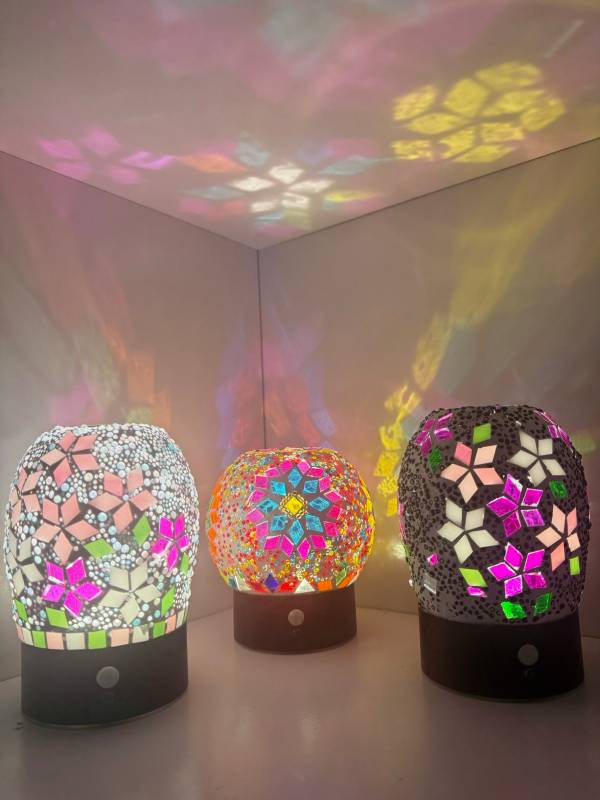 関内駅チカアート市4月の画像