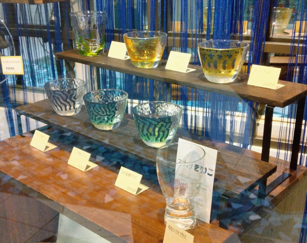 ウィンドウ水族館の画像